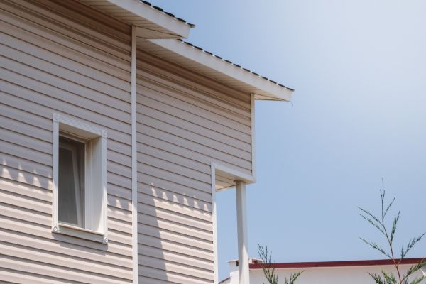 Cost of Vinyl Siding Hole Repair in Matthews